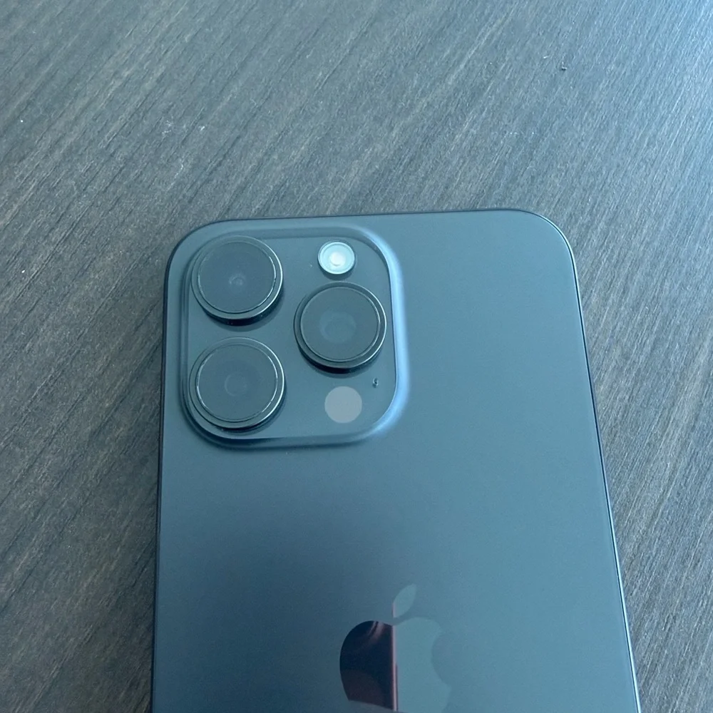 Apple iPhone 15 Pro Max, 256GB, Black Titanium - Unlocked.